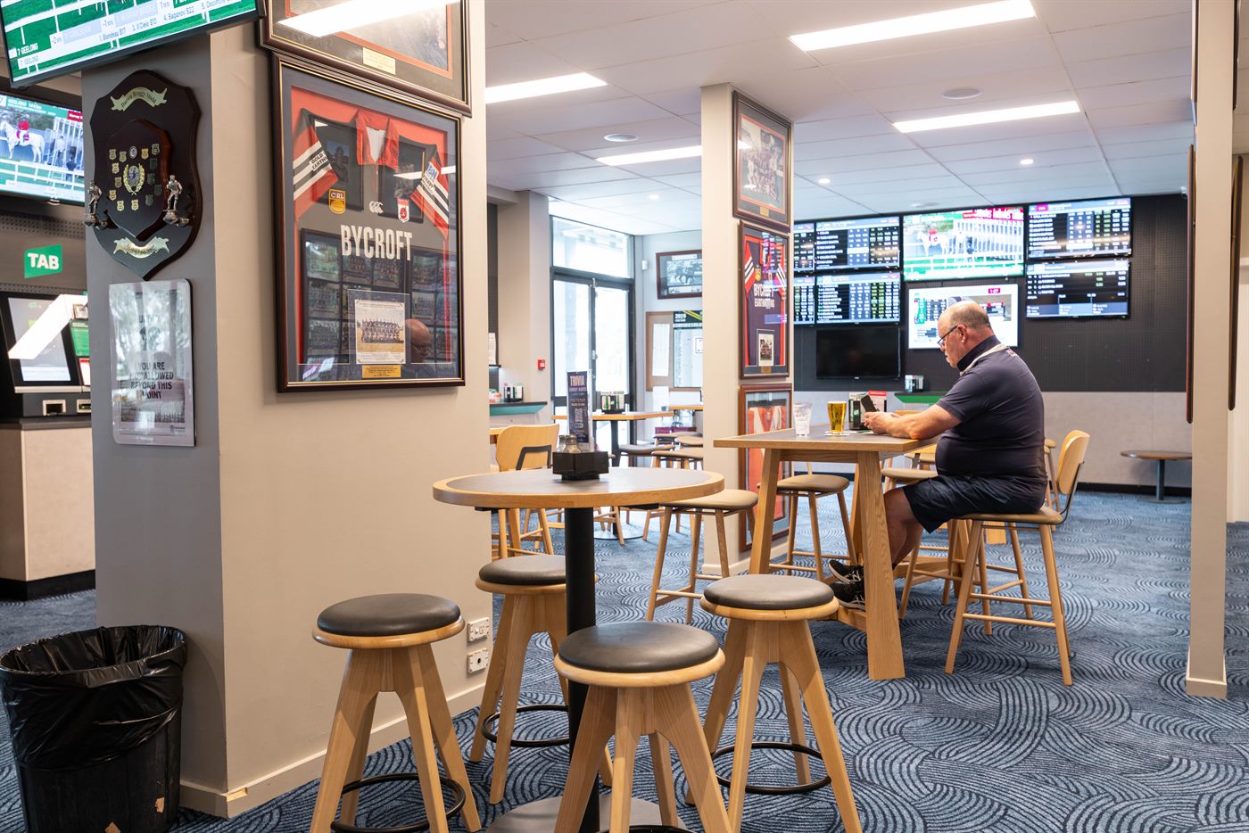 Sports bar and gaming lounge